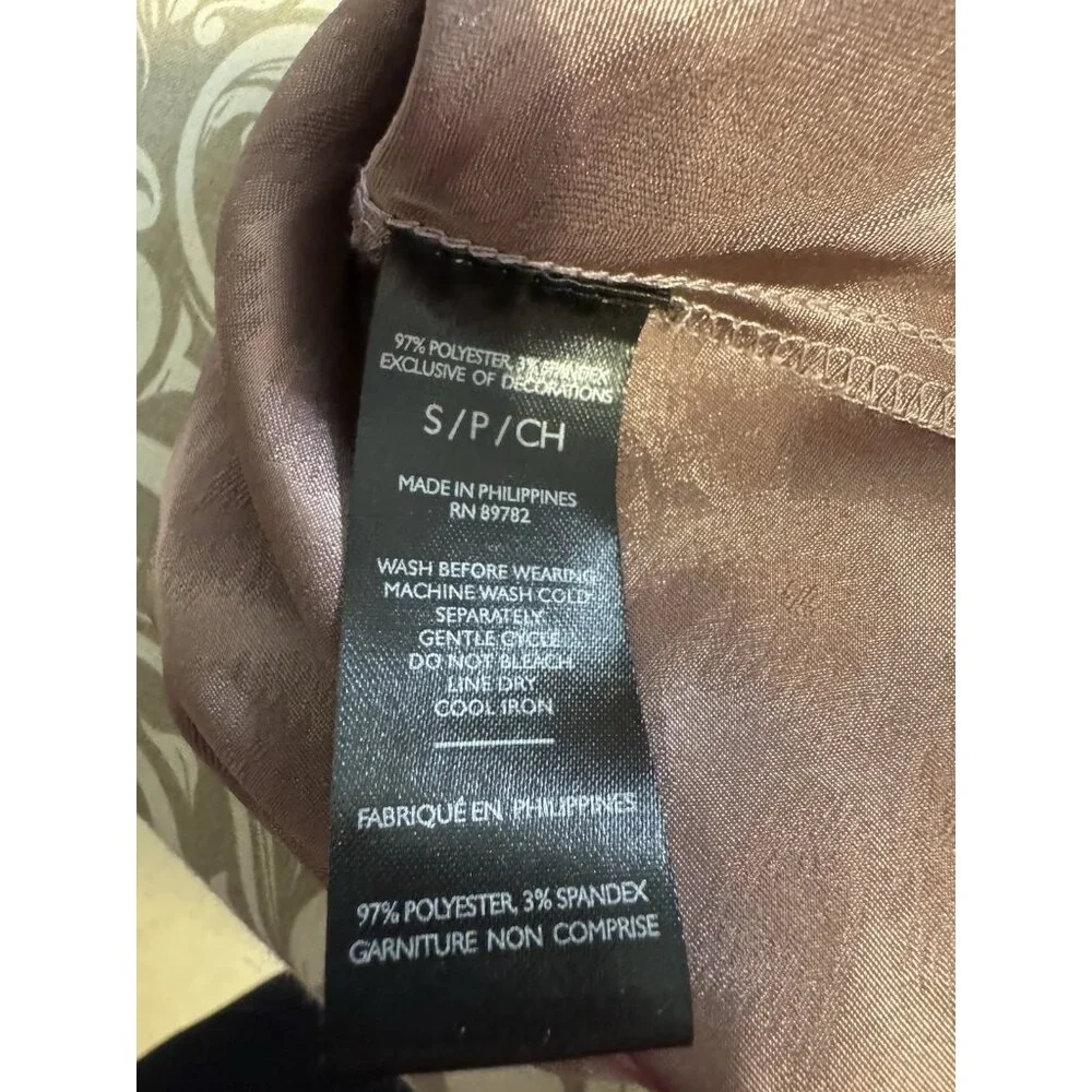 Natori this pretty